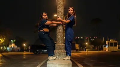 Booksmart izle